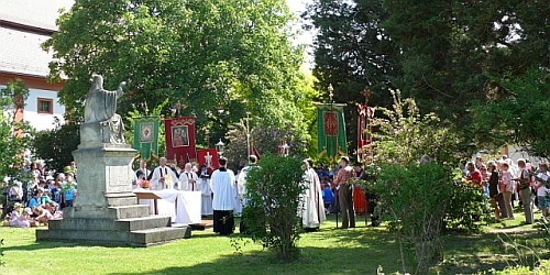 Fronleichnams-Prozession im Kloster St. Marienthal