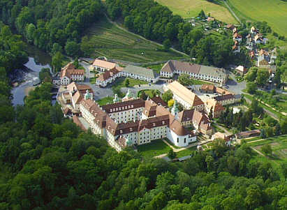 das Kloster St. Marienthal in idyllischer Lage