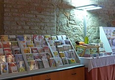 eine große Auswahl an Karten finden Sie in unserem neuen Klostermarkt St. Marienthal